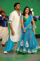 Okkadine Latest Stills